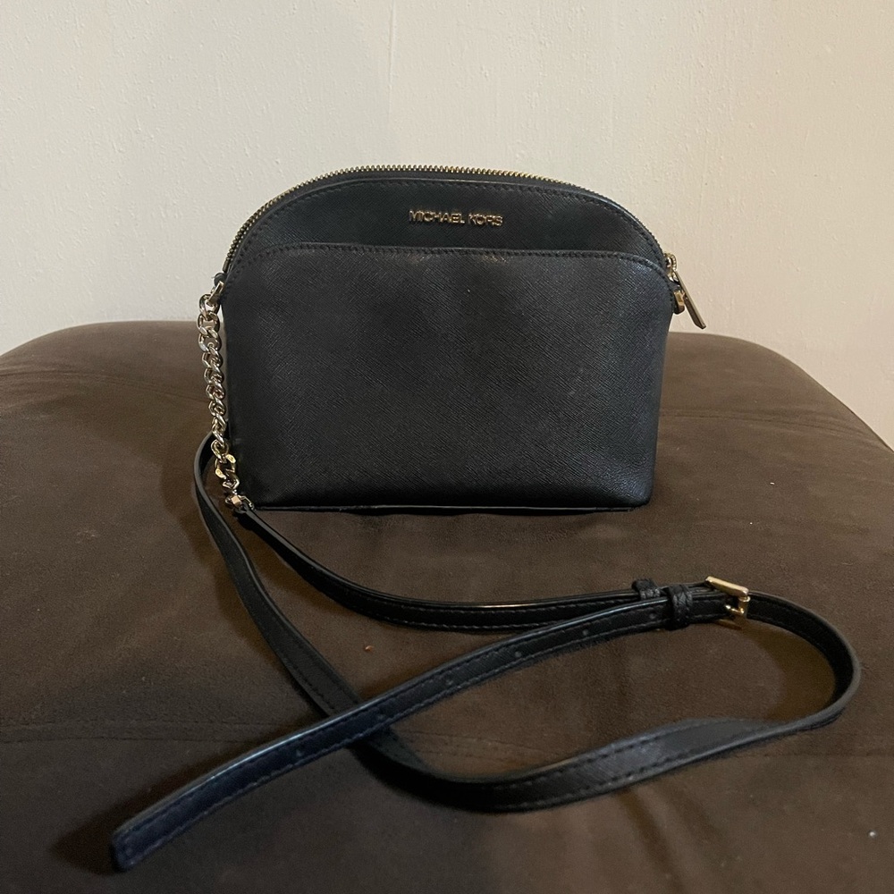 Michael Kors Elegant Black Crossbody Bag